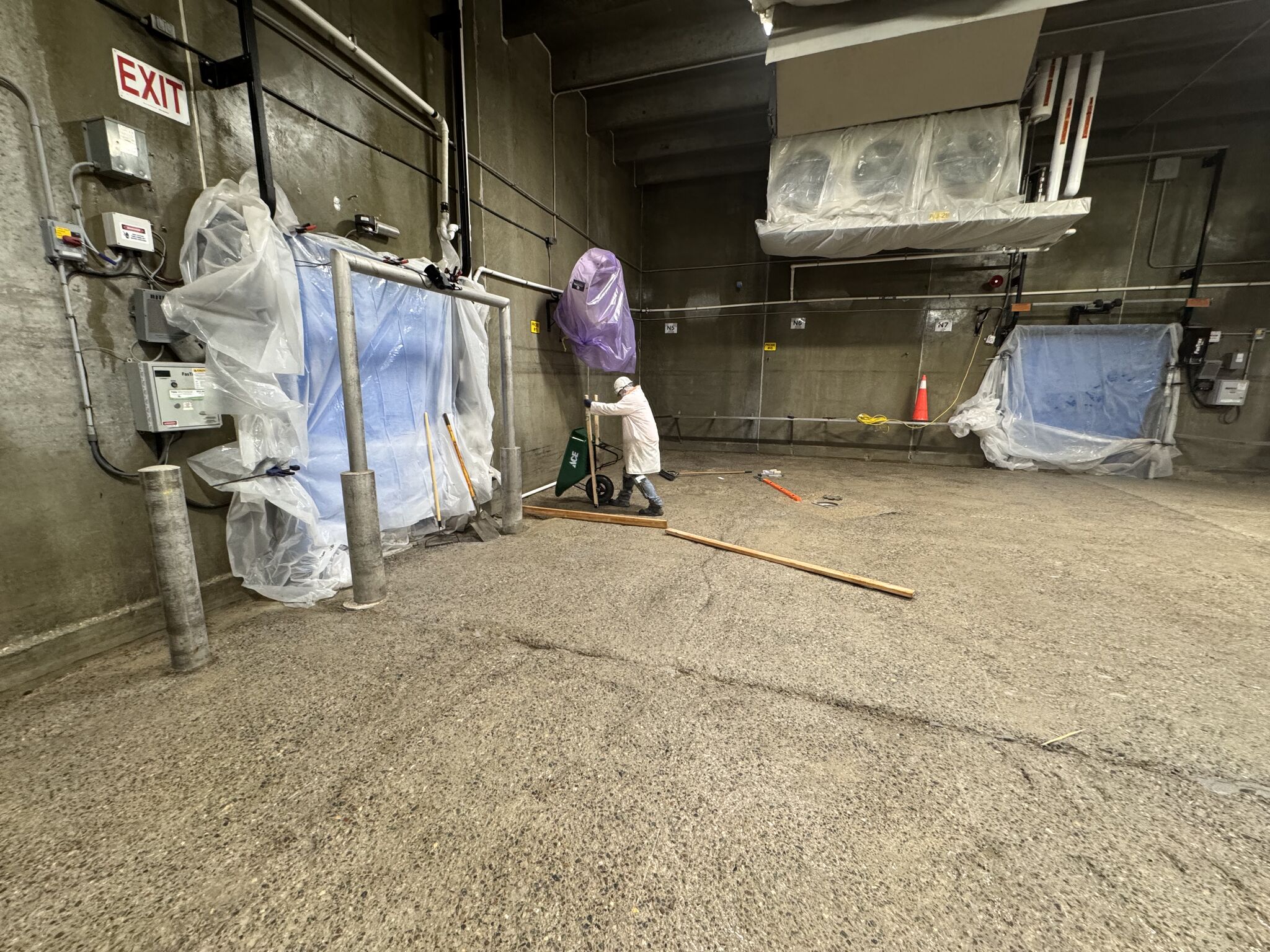 Prepared blast freezer slab with protected walls and openings
