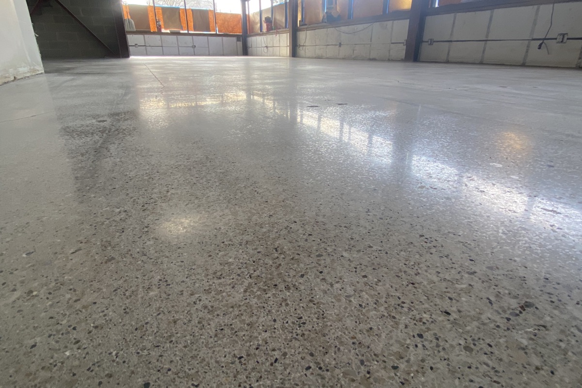 Polished concrete flooring in warehouse facility